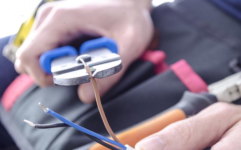 recherche électricien bâtiment Brunoy